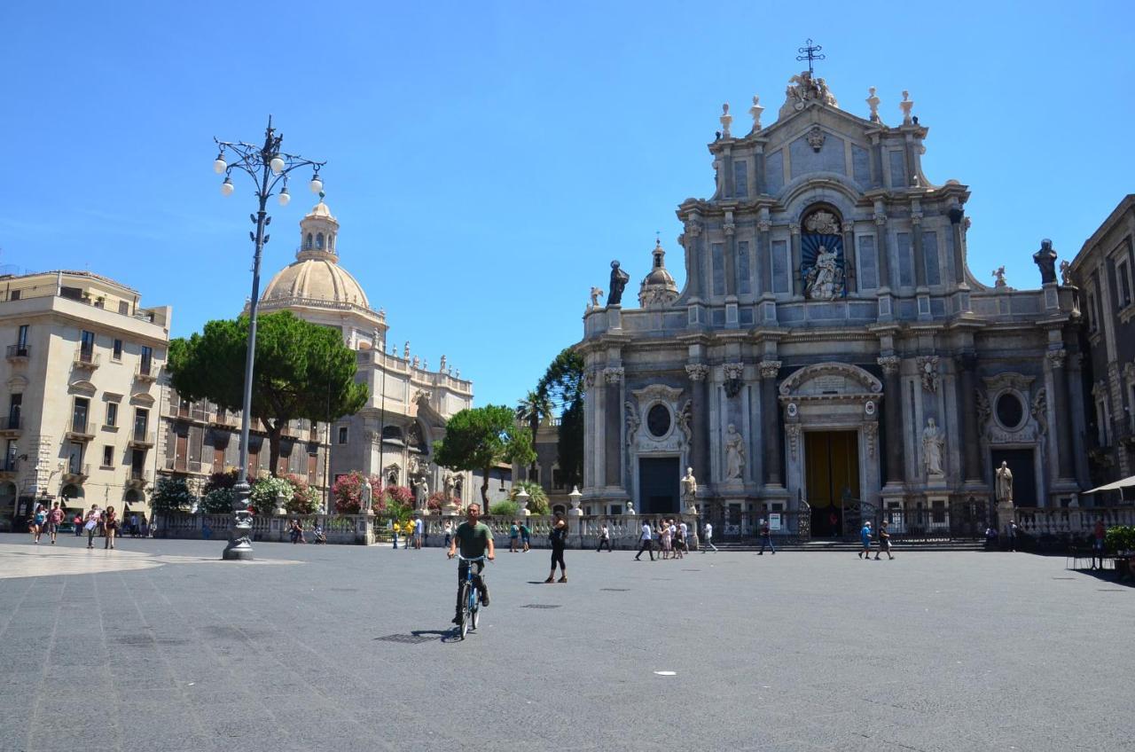 Tre Stelle Al Duomo Bed & Breakfast Catania Exterior photo